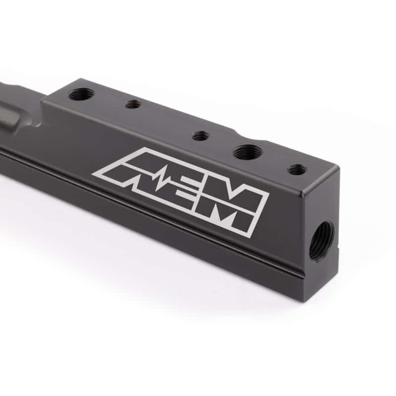 AEM — AEM 99-00 Honda Civic Si Black Fuel Rail
Hi Vol Fuel Rail
Fuel Rail - view 6