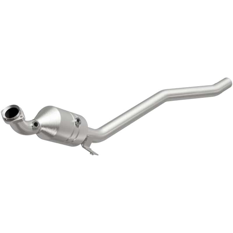 Magnaflow — Magnaflow Conv DF 2006-2011 R350 3.5 L Underbody
OEM Grade
OEM - view 1