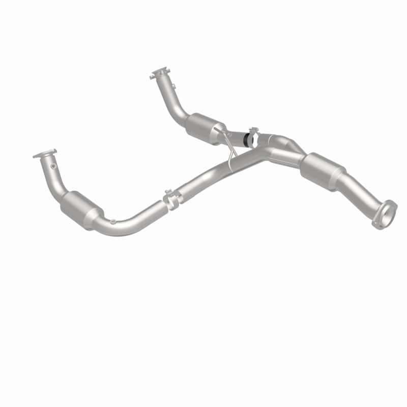 Magnaflow — Magnaflow 12-14 Chevrolet Silverado 2500 HD 6.0L Direct Fit Converter
California - view 14