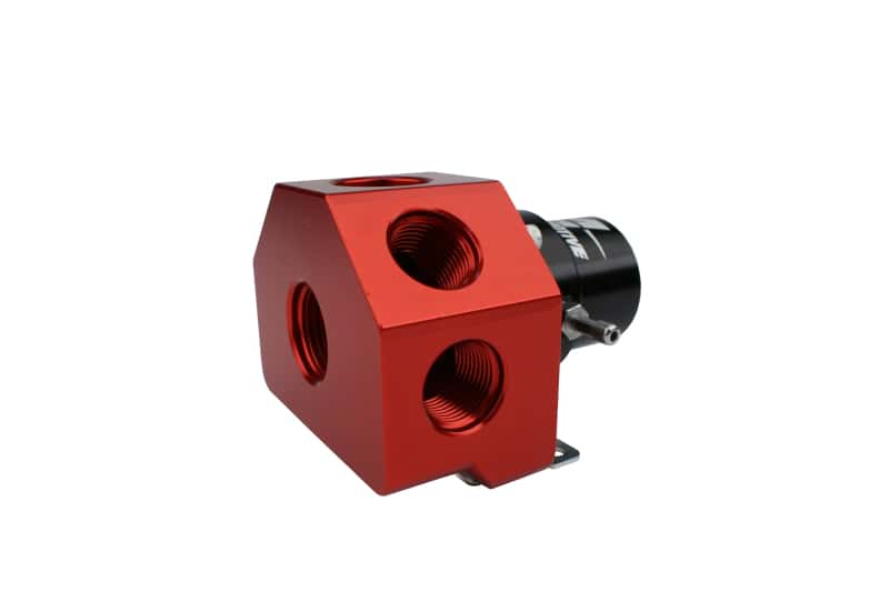 Aeromotive — Aeromotive A2000 Carbureted Bypass Regulator - 4-Port
Regulator - view 6