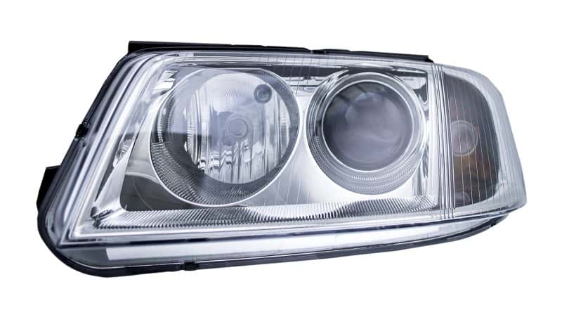 Hella — Hella 2001-2005 Volkswagen Passat Halogen Headlight Assembly - view 12