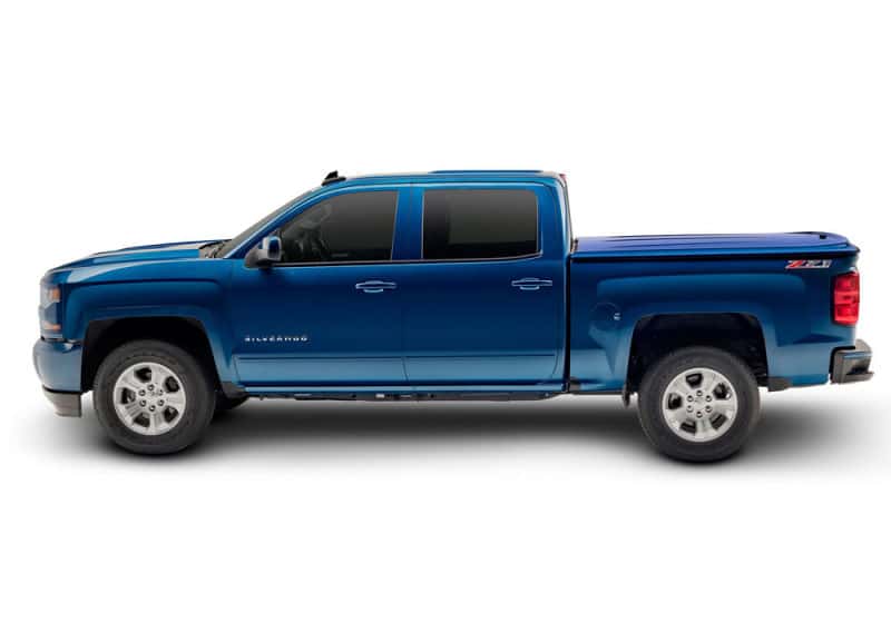 Undercover — UnderCover 2020 Ford F-150 Extended/Crew Cab 5.7ft Lux Bed Cover - Lucid Red Pearl - view 6