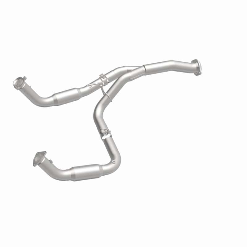 Magnaflow — Magnaflow 11-15 Chevrolet Silverado 2500 HD 6.0L Direct Fit Converter
California - view 10