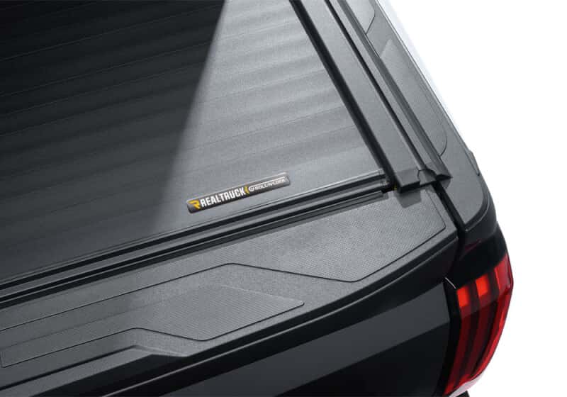 Roll-N-Lock — Roll-N-Lock 2022 Toyota Tundra (66.7in. Bed Length) A-Series XT Retractable Tonneau Cover - view 5