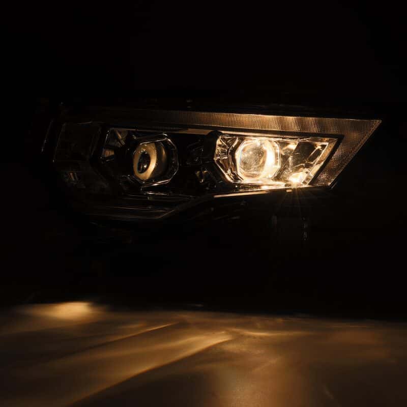 AlphaRex — AlphaRex 14-22 Toyota 4Runner PRO-Series Projector Headlights Black w/Seq. Sig. + DRL
Projector Headlights - view 6
