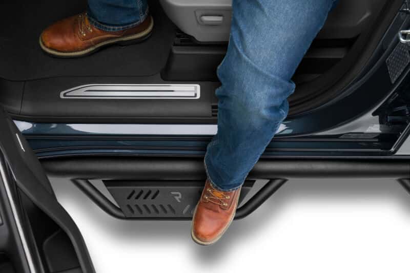 N-Fab — N-Fab Podium LG 2019 Chevy/GMC 1500 Crew Cab - Cab Length - Tex. Black - 3in
PD 19-25 GM1500CrwTX - view 9