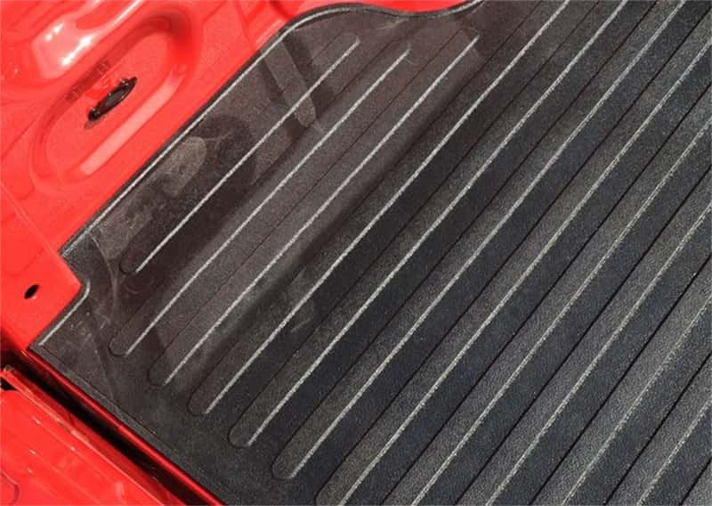 Dee Zee — Dee Zee 20-23 Chevrolet Silverado Heavyweight Bed Mat - Custom Fit 6.9Ft Bed (Lined Pattern) - view 2