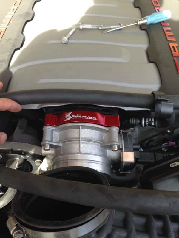 Snow Performance — Snow Performance 16-17 Camaro Stg 2 Boost Cooler F/I Water Injection Kit (SS Braided Line & 4AN)
Water/Meth Inject Kt - view 2