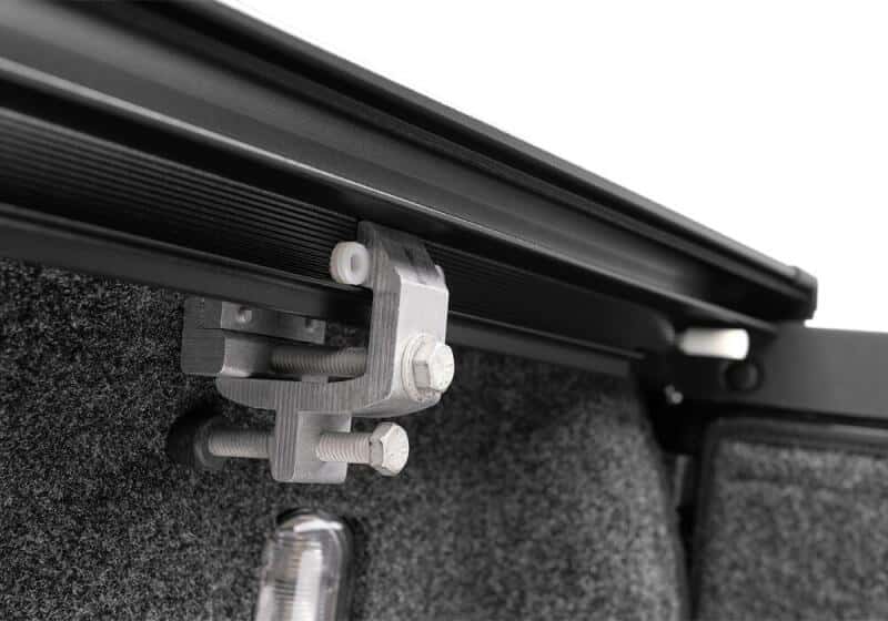 Retrax — Retrax 08-16 Super Duty F-250-350 Short Bed PowertraxPRO XR - view 6