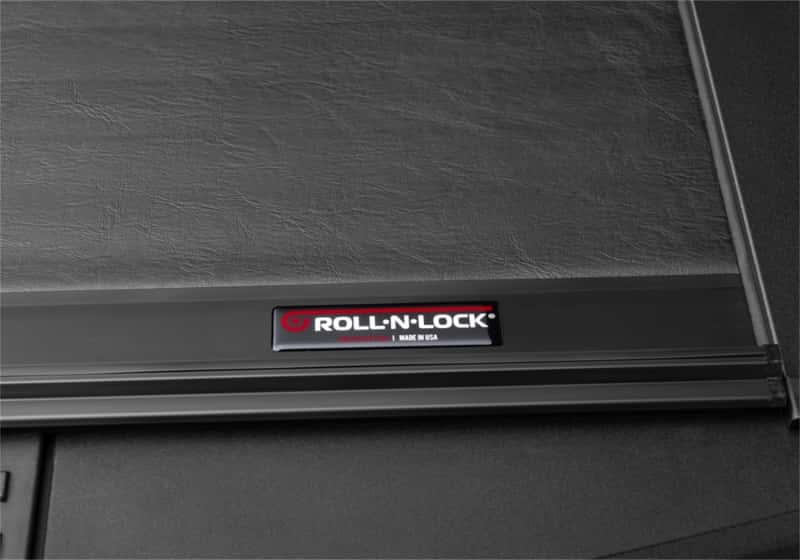 Roll-N-Lock — Roll-N-Lock 15-18 Ford F-150 SB 77-3/8in M-Series Retractable Tonneau Cover
Retractable Cover - view 4
