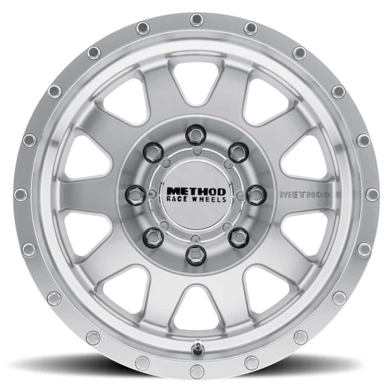 Method Wheels — Method MR301 The Standard 18x9 +18mm Offset 8x180 130.81mm CB Machined/Clear Coat Wheel - view 2