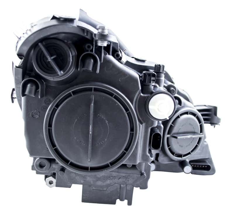 Hella — Hella 2006-2011 Mercedes-Benz CLS500 Halogen Headlight Assembly - view 10