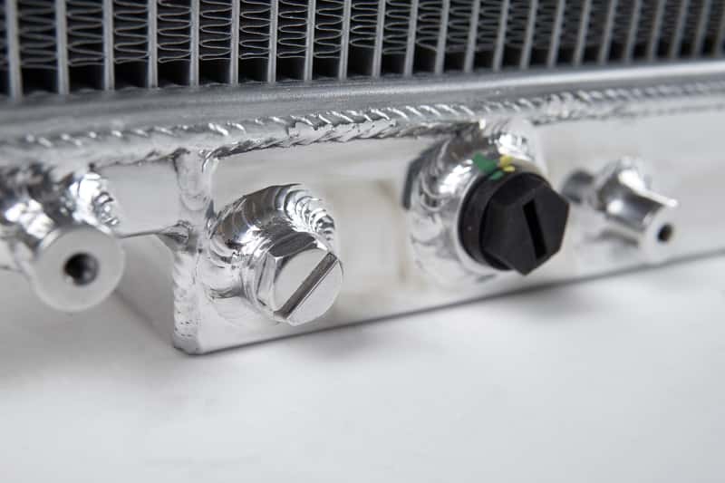 CSF — CSF 93-98 Toyota Supra Radiator
CSF Radiator - view 5