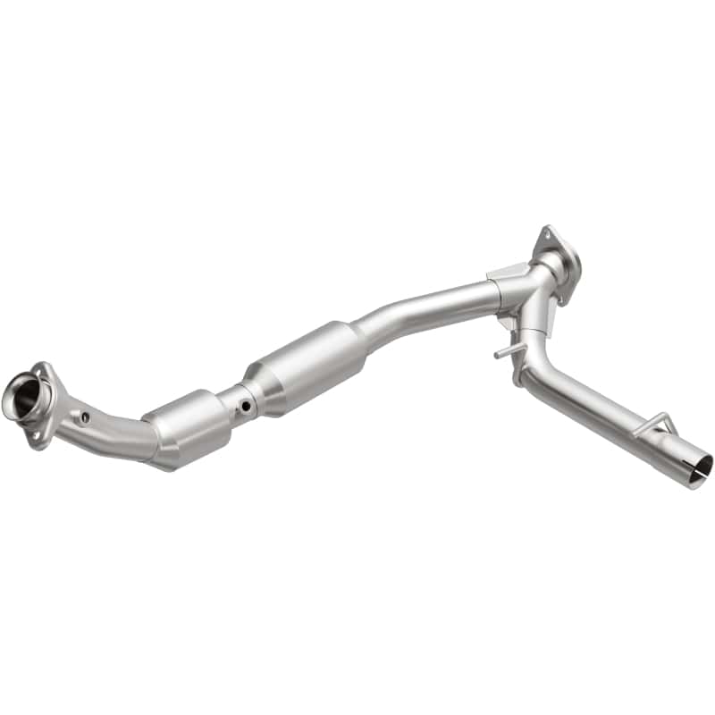 Magnaflow — Magnaflow 03-04 Lincoln Navigator 5.4L Direct Fit Converter
California - view 1
