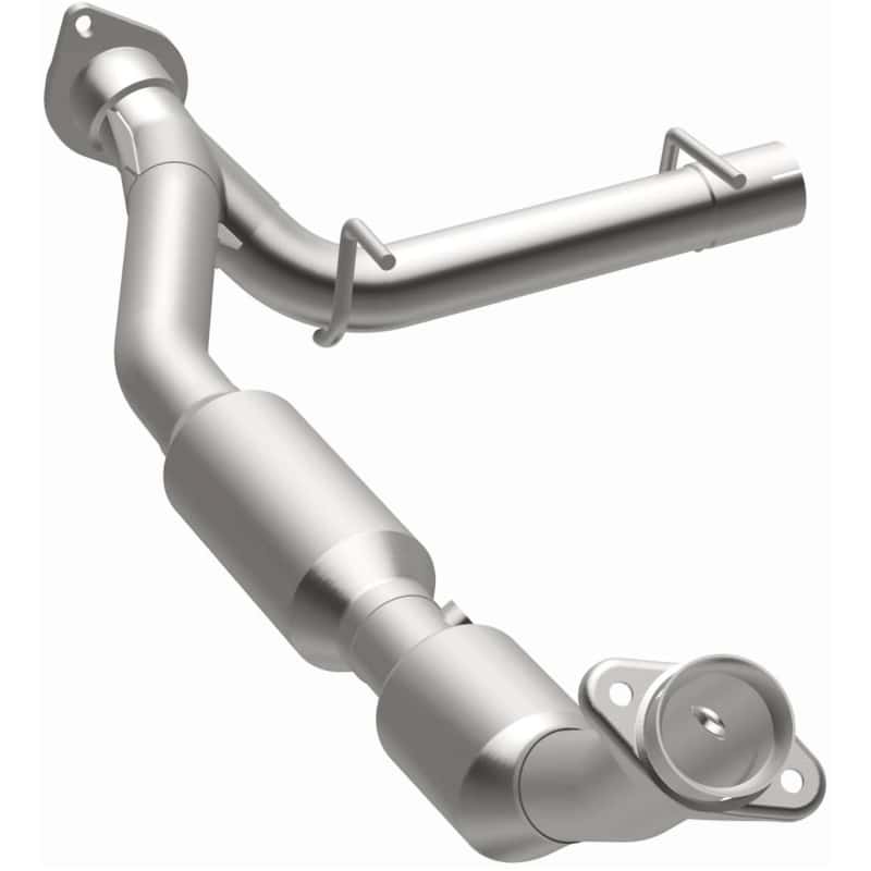 Magnaflow — Magnaflow 03-04 Lincoln Navigator 5.4L Direct Fit Converter
California - view 3