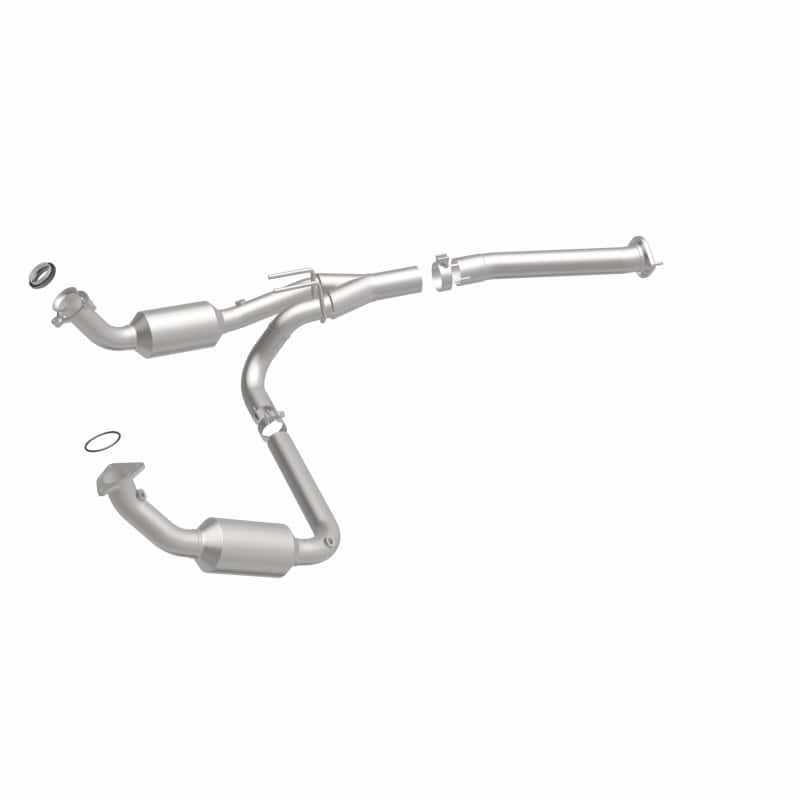 Magnaflow — Magnaflow 04-05 Chevrolet Express 1500 5.3L Direct Fit Converter
California - view 10
