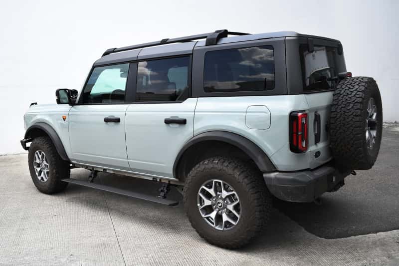 Go Rhino — RealTruck 21-24 Ford Bronco 4dr VoltStep Electric Running Board Kit (No Drill) - Tex. Blk
VoltStep Elec. Board - view 3