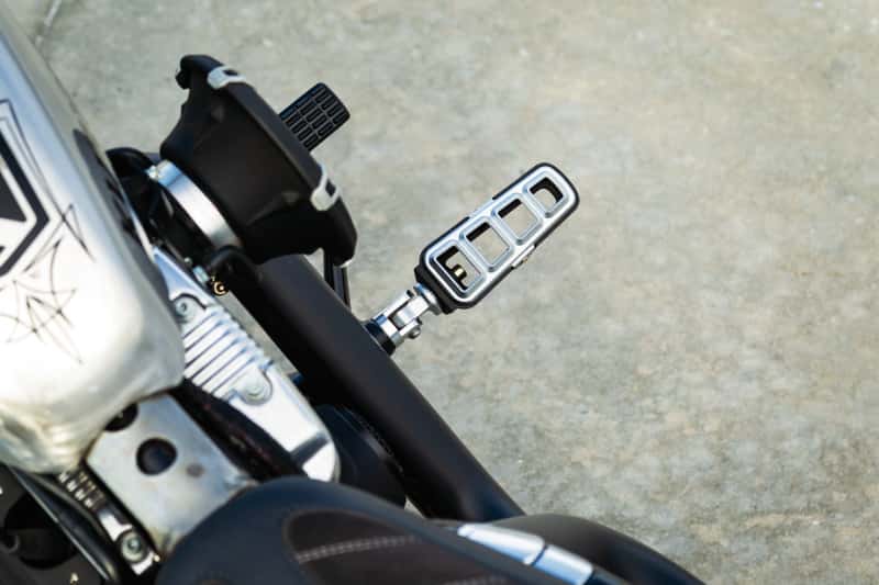 Kuryakyn — Kuryakyn Splined Peg Adapter Silver - view 2