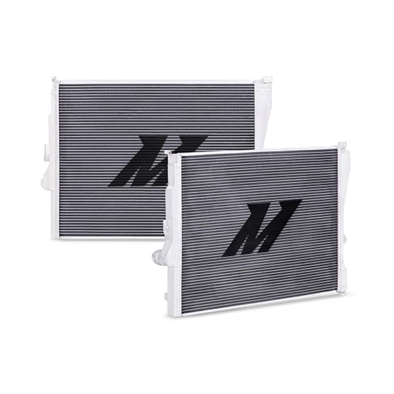 Mishimoto — Mishimoto 99-06 BMW 323i/323i/328i/330i w/ Auto Transmission Performance Aluminum Radiator - view 1