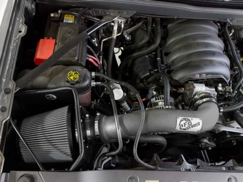 aFe — aFe Magnum FORCE Pro DRY S Stage-2 Intake 14-17 GM Silverado/Sierra 1500 5.3L/6.2L w/ Electric Fan
Magnum FORCE Intake - view 6