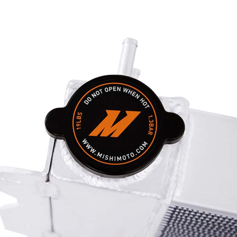 Mishimoto — Mishimoto 87-06 Jeep Wrangler YJ & TJ w/ LS Swap Aluminum Performance Radiator - view 7