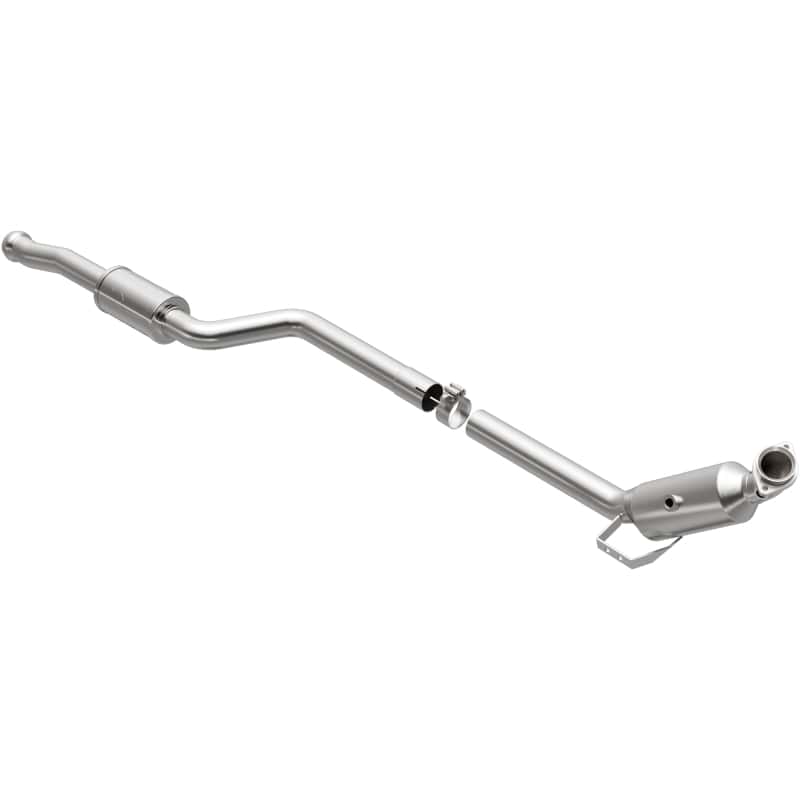 Magnaflow — Magnaflow 08-10 Mercedes-Benz C300 3.0L Direct Fit Converter
California - view 1