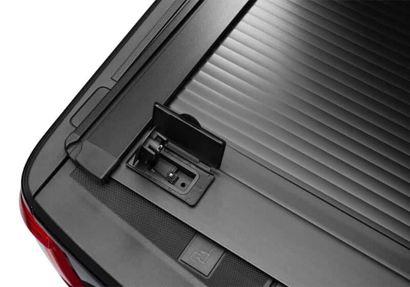 Retrax — Retrax 17-18 Super Duty F-250-350 Short Bed RetraxONE XR - view 10
