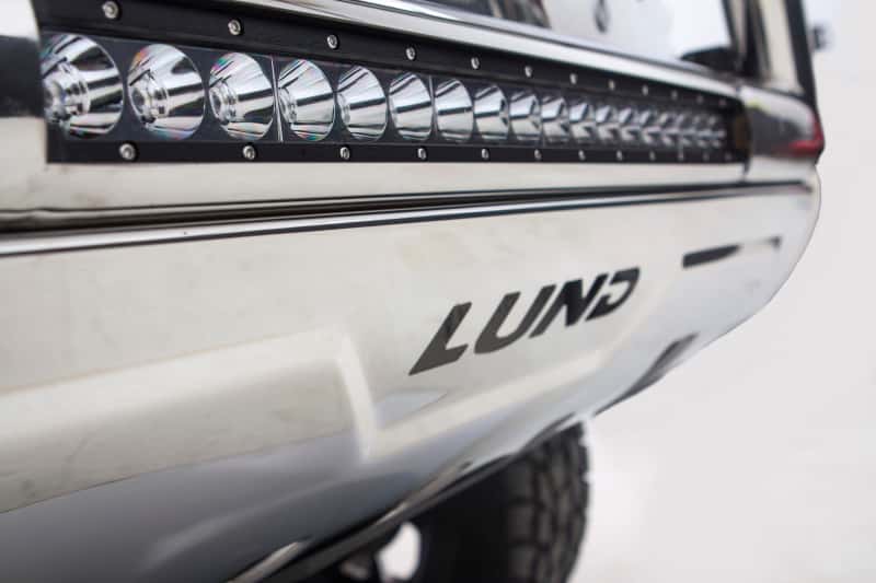 LUND — Lund 20- 21 GMC SIERRA 2500 HD BULL BAR W/ LIGHT & WIRING Stainless Steel
BULL BAR W-LED LIGHT
Bull Bar - view 4