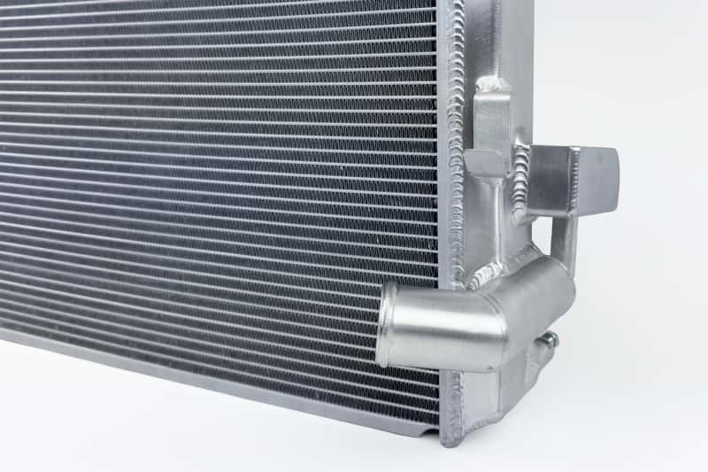 CSF — CSF 18-24 Jeep Wrangler 3.6L V6 Heavy Duty 2-Row Radiator
CSF Radiator - view 5