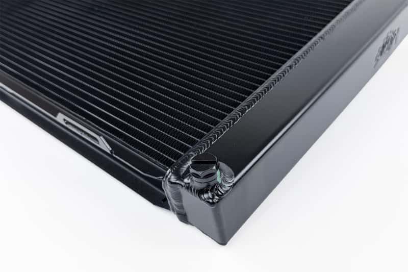 CSF — CSF BMW E28 M5 (US and Euro) / E24 M635CSi / E24 M6 High-Performance Radiator
CSF Radiator - view 4