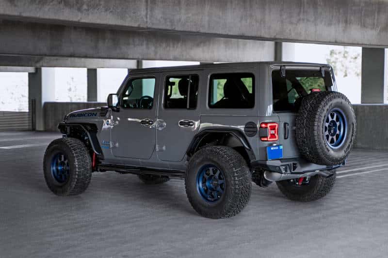 DV8 Offroad — DV8 Offroad 18-23 Jeep Wrangler JL Spec Series Tube Fenders - view 5