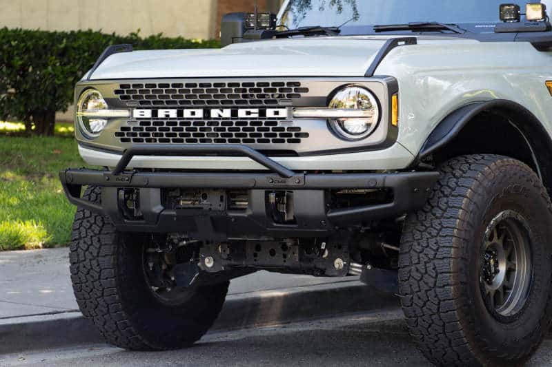 DV8 Offroad — DV8 Offroad 21-22 Ford Bronco Factory Front Bumper Licence Relocation Bracket - Front
License Bracket - view 14