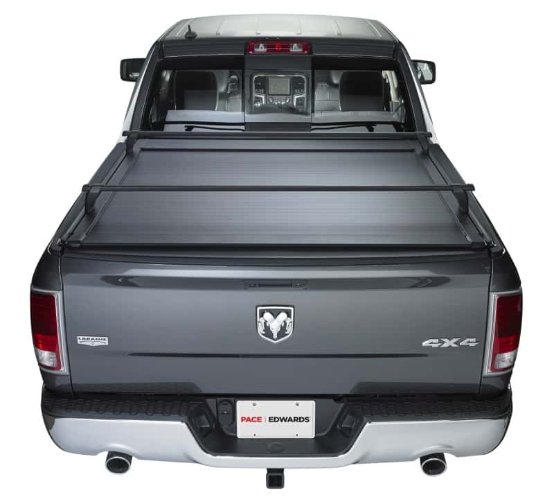 Pace Edwards — Pace Edwards 21-23 Ford F-Series Super Duty 5ft 6in Bed UltraGroove Electric Tonneau Cover
Tonneau Cover - view 3