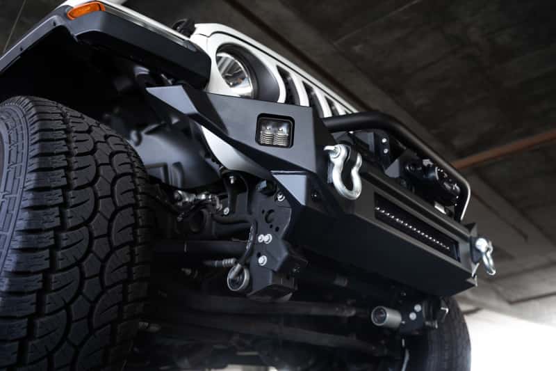 DV8 Offroad — DV8 Offroad 18-23 Jeep Wrangler JL / 20-23 Jeep Gladiator JT FS-7 Mid-Width Winch Front Bumper
Jeep FS-7 Front - view 17