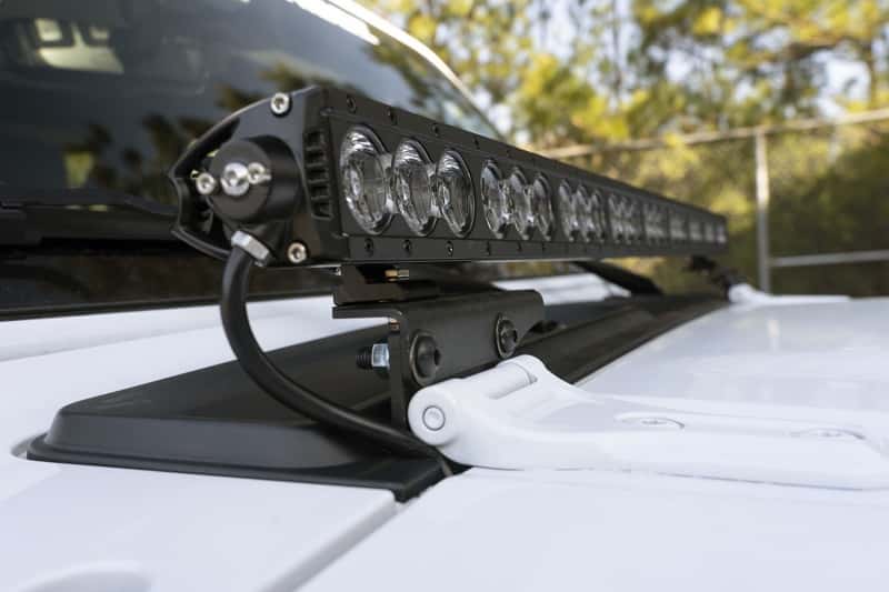 Rugged Ridge — Rugged Ridge 18-20 Jeep Wrangler JL Cowl Light Bar Bracket
HoodLightBarBracket
OFFROAD_LIGHTING - view 5