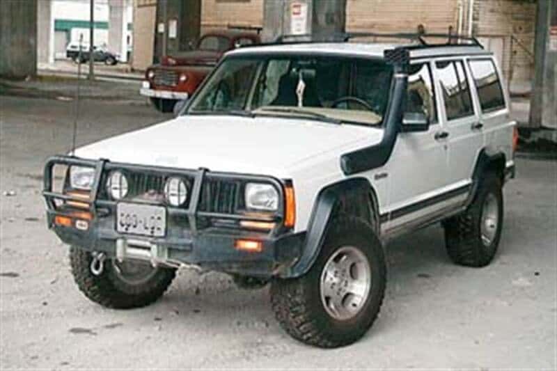 ARB — ARB Bumper/Fitting Kit Bundle 3450010
Winch Bumper - view 1