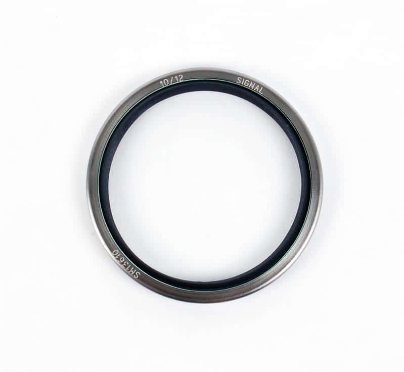 Cometic Gasket — Cometic Ford 302 Windsor V8 Rear Main Seal-Dual Lip-Wet & Dry Sump Applications-13610-One-Piece
Rear Main Seal - view 1
