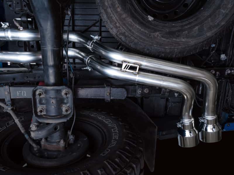 AWE Tuning — AWE 16-22 Toyota Tacoma 0FG Catback Exhaust w/ BashGuard - Dual Chrome Silver Tips
0FG Catback - view 8