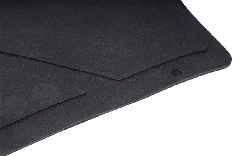 Dee Zee — Dee Zee Universal Tailgate Mat - Full Size/Universal (X Pattern) - view 3