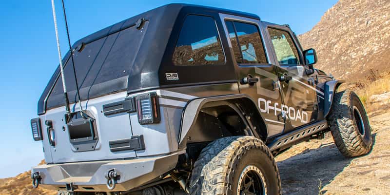 DV8 Offroad — DV8 Offroad 07-18 Jeep Wrangler JK 2 Piece Fast Back Hard Top 4 Door - Black (DS Only) - view 4