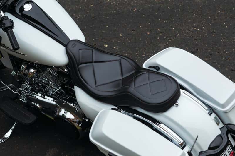 Mustang Motorcycle — Mustang 08-21 Harley Electra Glide,Rd Glide,Rd King,Str Glide Super Tripper 1PC Seat Carbon - Blac - view 1