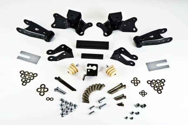 Belltech — Belltech SHACKLE AND HANGER KIT 97-00 C-2500/3500 4inch Dually
SHACKLE & HANGER KIT - view 3