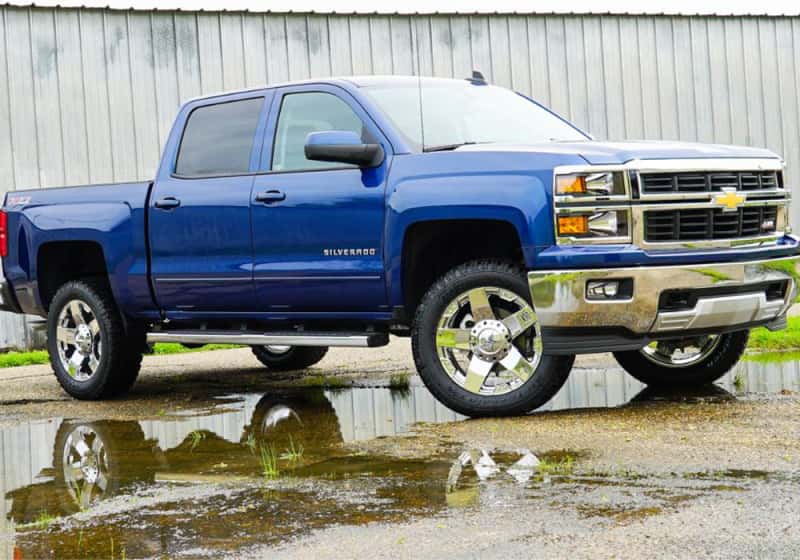 Superlift — Superlift 14-18 Chevy Silv 1500 4WD 3.5in Lift Kit w/ Alum/Stamped Steel Control Arms & Rear Shocks
Suspension Lift Kit - view 2