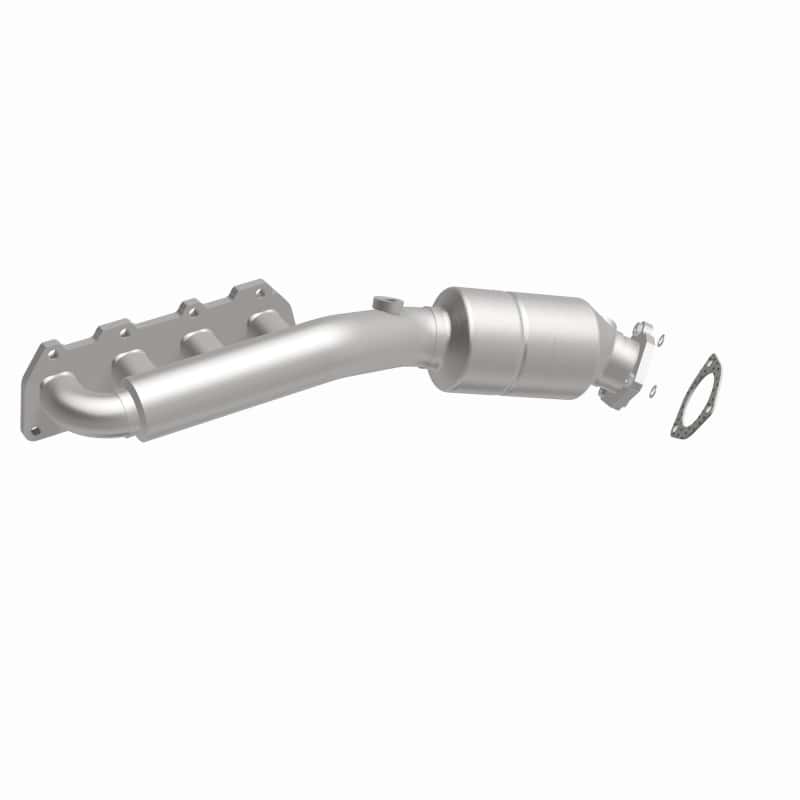 Magnaflow — Magnaflow Conv DF 02-04 Volkswagen Passat 4.0L
California - view 9