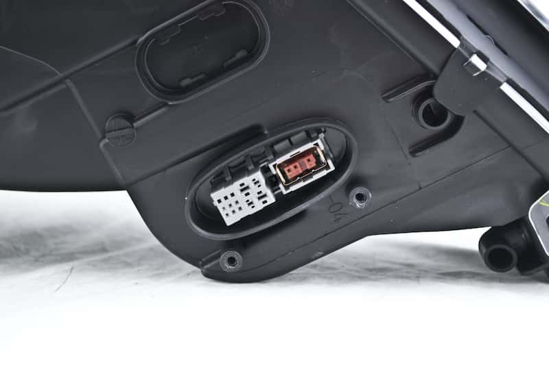 Hella — Hella 2008-2008 Mercedes-Benz ML320 Headlight Assembly - view 11
