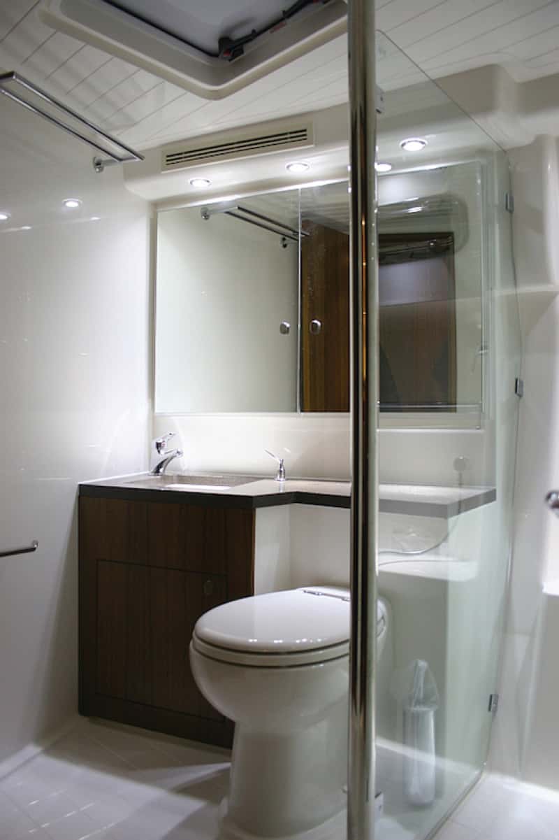 Hella — Hella Courtesy Lamp Rnd Blue Md12 Wh Rim 2Xt
Universal Lighting M - view 7