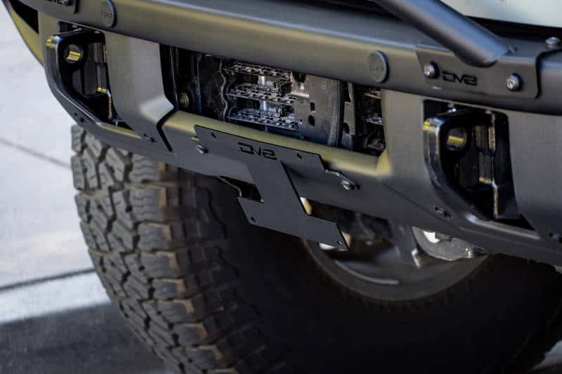 DV8 Offroad — DV8 Offroad 21-22 Ford Bronco Factory Front Bumper Licence Relocation Bracket - Front
License Bracket - view 6