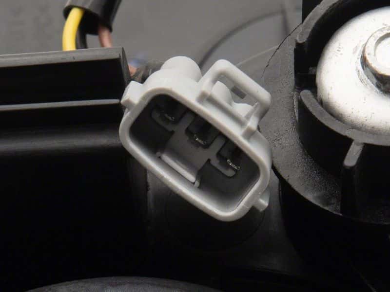 Raxiom — Raxiom 14-21 Toyota Tundra Axial Series Headlights w/ SEQL LED Bar- Blk Housing (Clear Lens)
Headlights - view 6