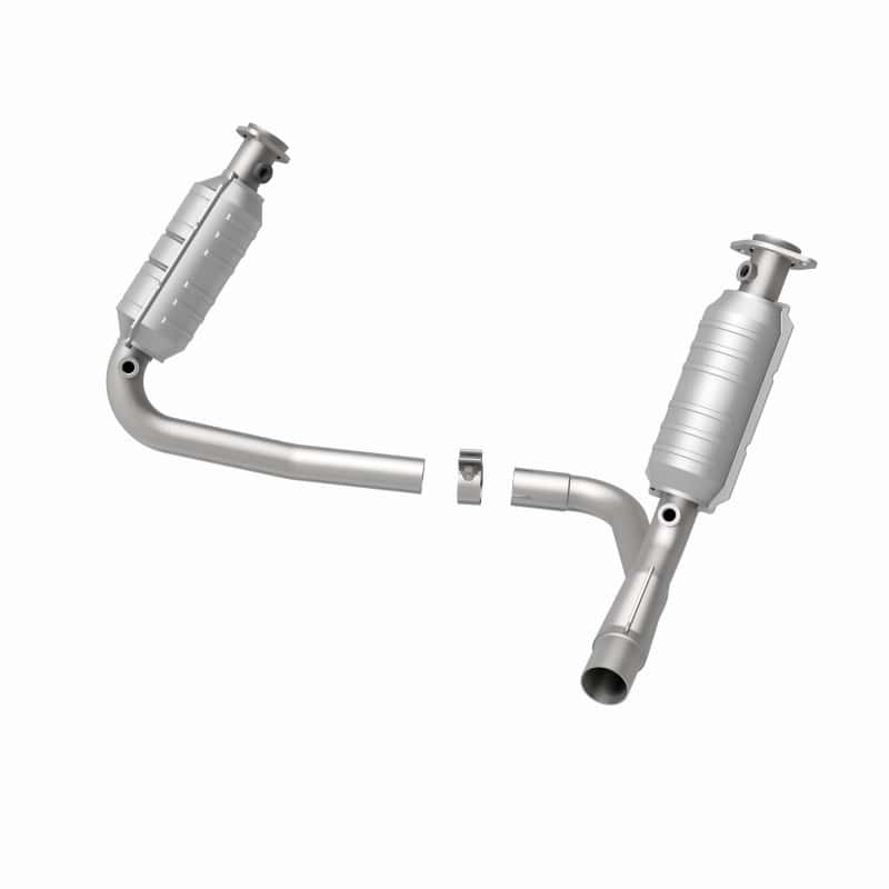 Magnaflow — MagnaFlow 06 Mitsubishi Raider Catalytic Converter DF (California)
California - view 17