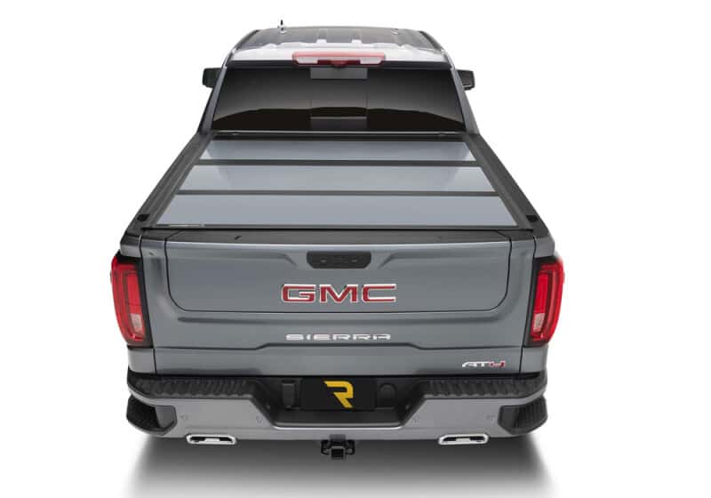 Undercover — UnderCover 19-20 Chevy/GMC Silverado/Sierra 69.6in Fusion Bed Cover - Havana - view 9